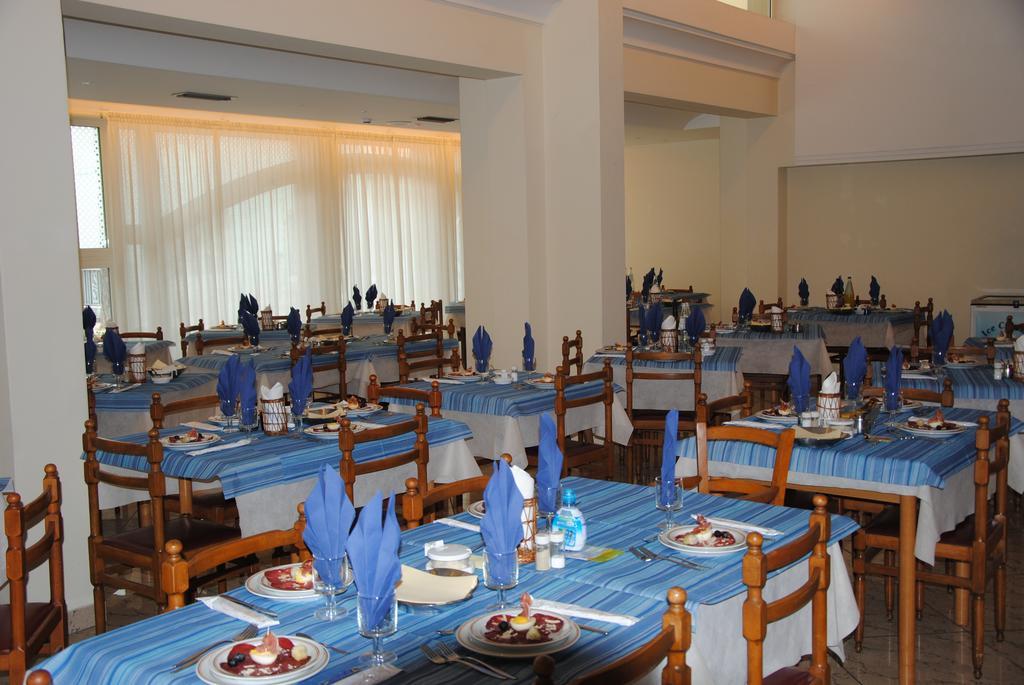 Hotel Royal ميسانو ادرياتيكو المظهر الخارجي الصورة