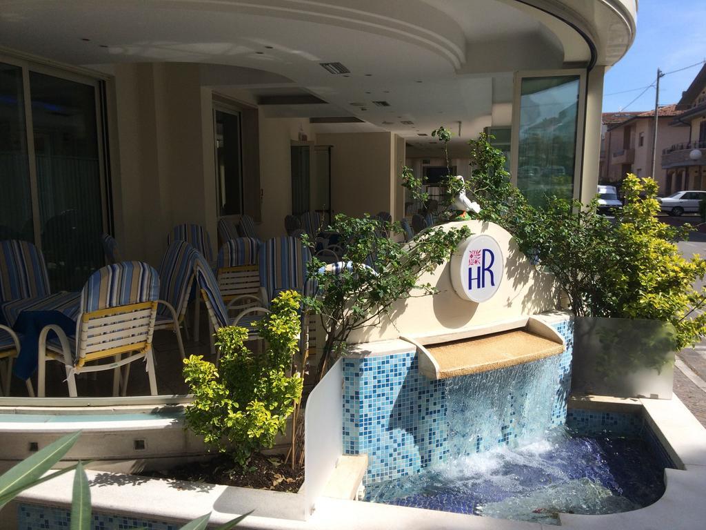 Hotel Royal ميسانو ادرياتيكو المظهر الخارجي الصورة