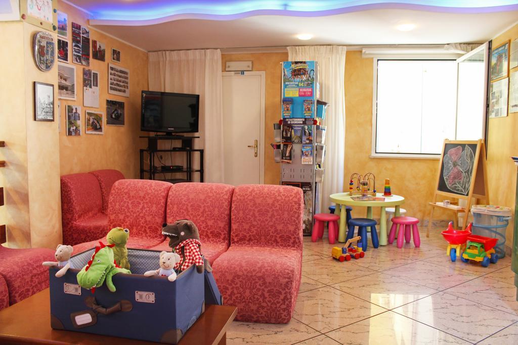 Hotel Royal ميسانو ادرياتيكو المظهر الخارجي الصورة