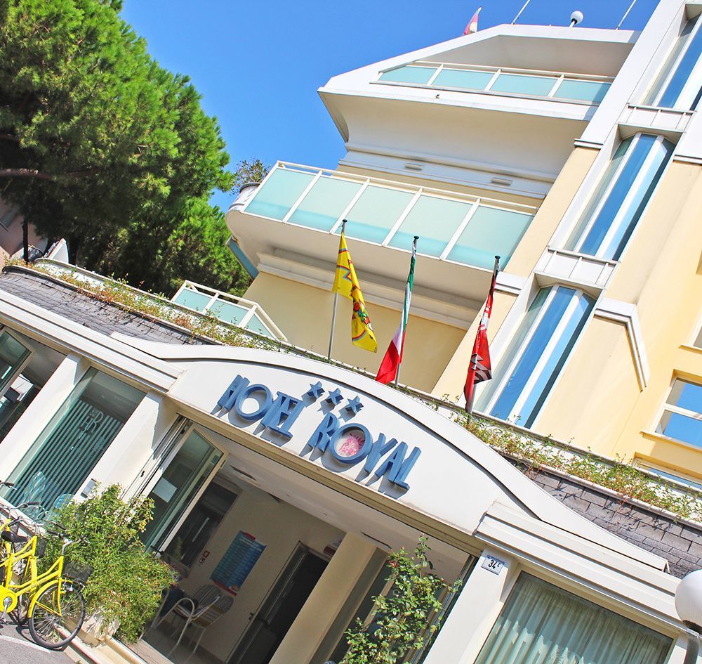 Hotel Royal ميسانو ادرياتيكو المظهر الخارجي الصورة